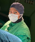 ax33